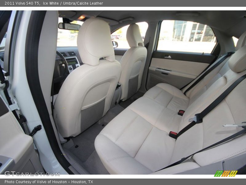 Ice White / Umbra/Calcite Leather 2011 Volvo S40 T5