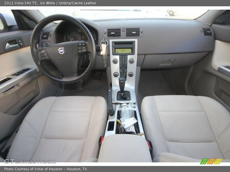 Ice White / Umbra/Calcite Leather 2011 Volvo S40 T5