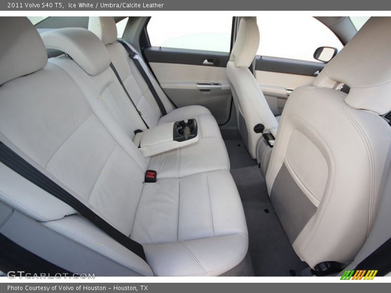 Ice White / Umbra/Calcite Leather 2011 Volvo S40 T5