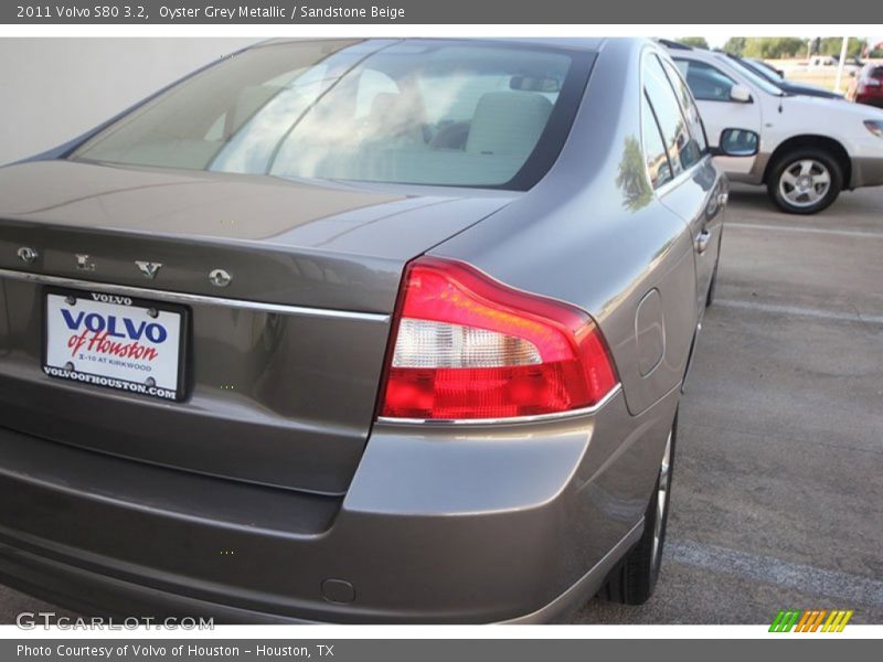 Oyster Grey Metallic / Sandstone Beige 2011 Volvo S80 3.2