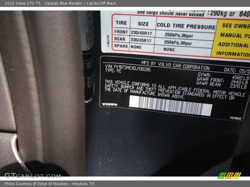 Caspian Blue Metallic / Calcite/Off Black 2013 Volvo C70 T5