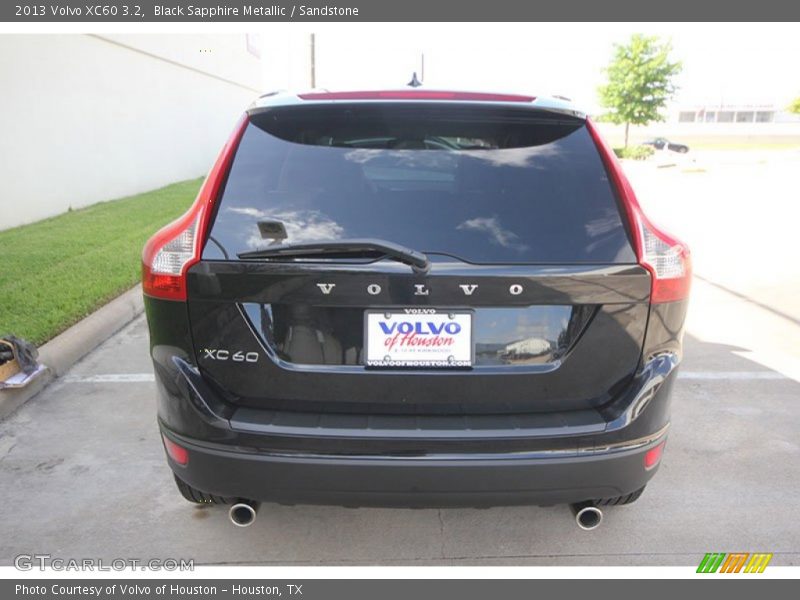 Black Sapphire Metallic / Sandstone 2013 Volvo XC60 3.2