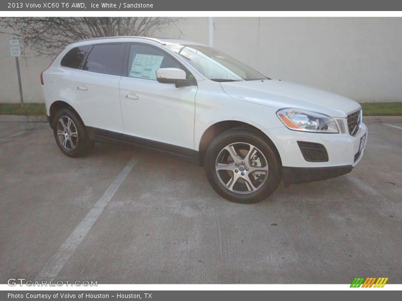Ice White / Sandstone 2013 Volvo XC60 T6 AWD