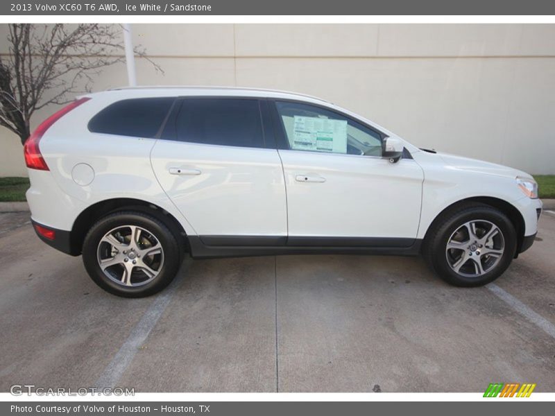 Ice White / Sandstone 2013 Volvo XC60 T6 AWD