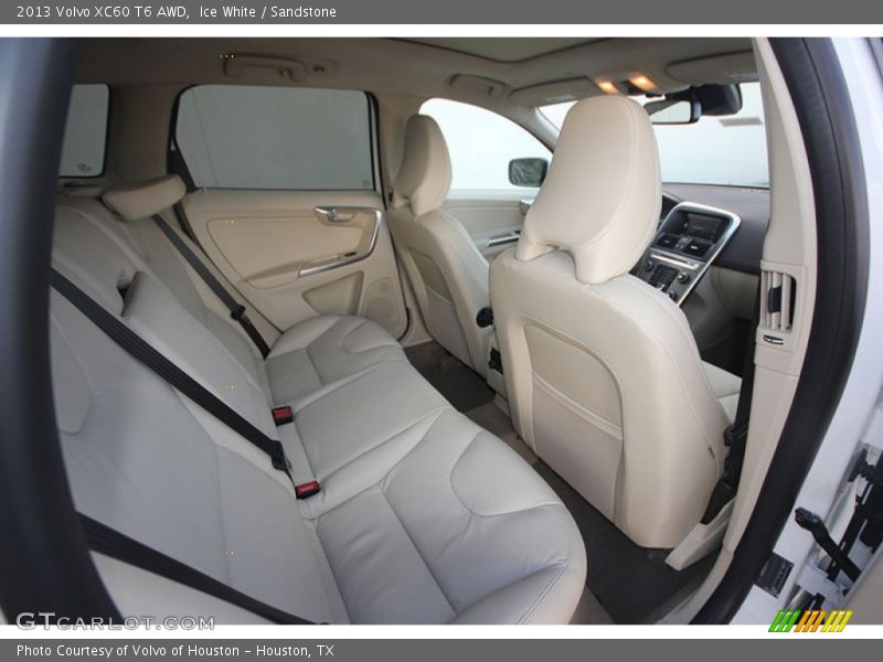 Ice White / Sandstone 2013 Volvo XC60 T6 AWD
