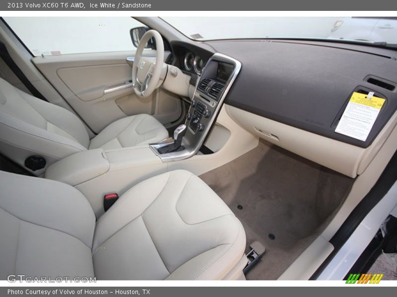 Ice White / Sandstone 2013 Volvo XC60 T6 AWD