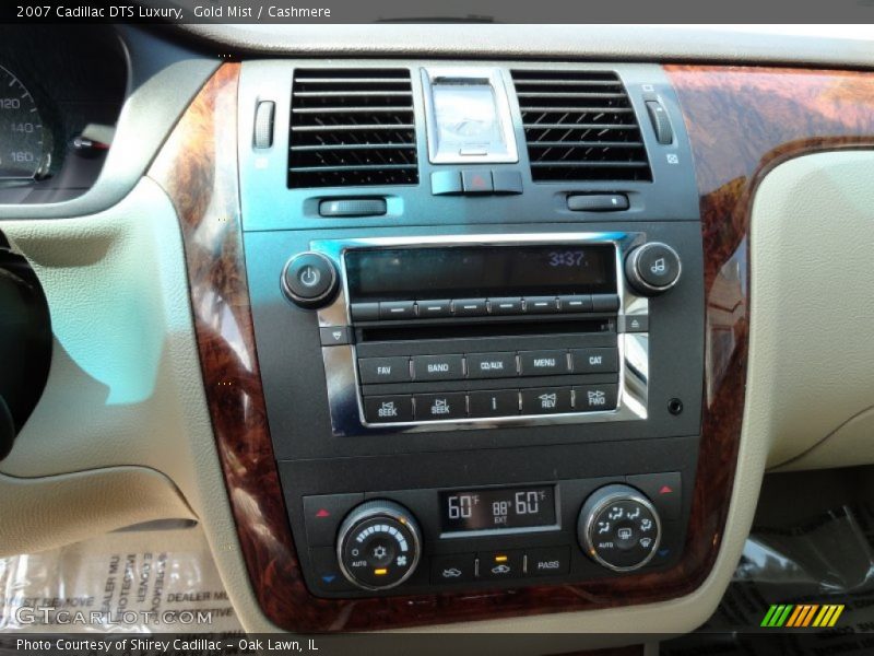 Gold Mist / Cashmere 2007 Cadillac DTS Luxury