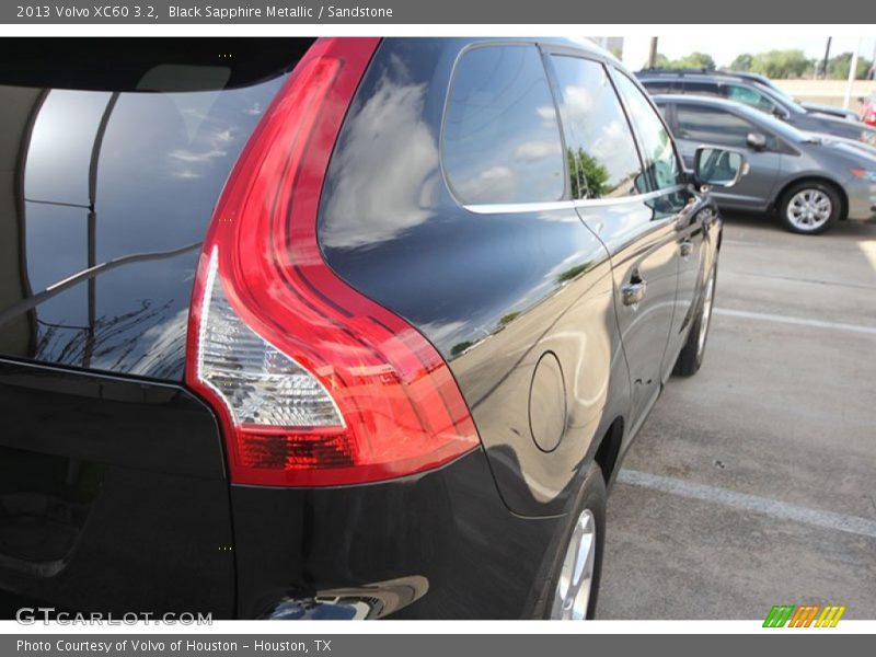 Black Sapphire Metallic / Sandstone 2013 Volvo XC60 3.2