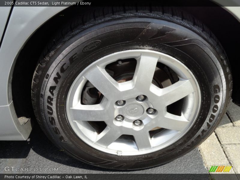 Light Platinum / Ebony 2005 Cadillac CTS Sedan