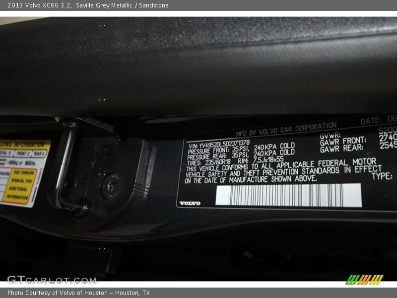 Saville Grey Metallic / Sandstone 2013 Volvo XC60 3.2