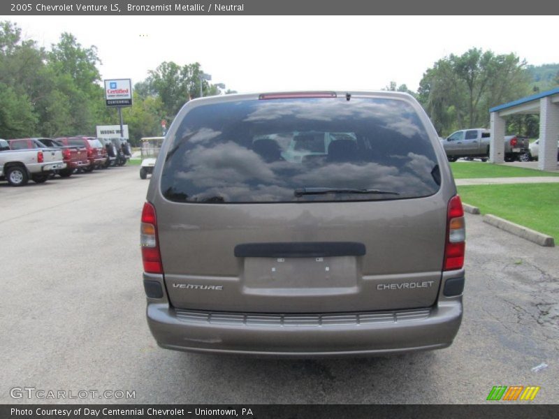 Bronzemist Metallic / Neutral 2005 Chevrolet Venture LS