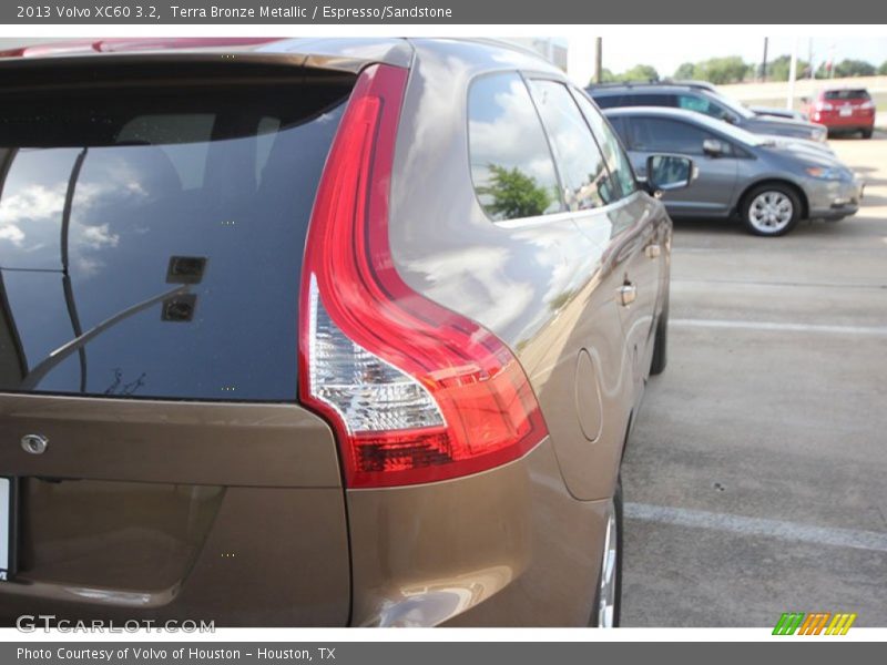 Terra Bronze Metallic / Espresso/Sandstone 2013 Volvo XC60 3.2