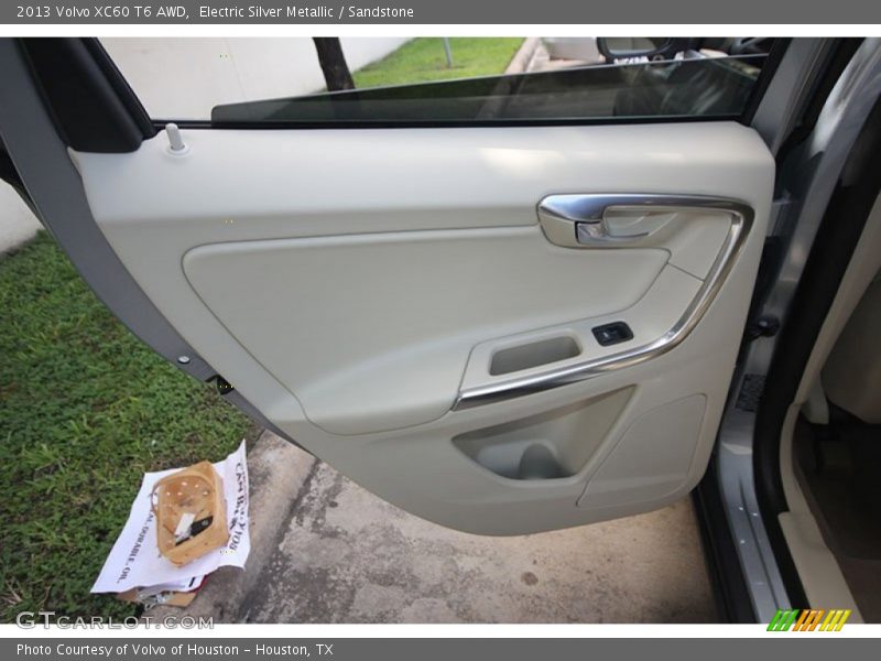 Electric Silver Metallic / Sandstone 2013 Volvo XC60 T6 AWD