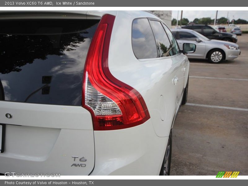 Ice White / Sandstone 2013 Volvo XC60 T6 AWD
