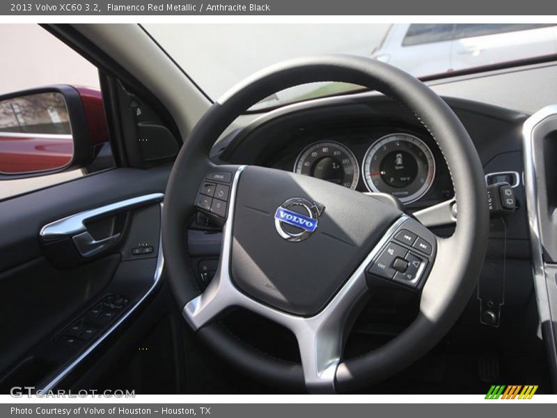  2013 XC60 3.2 Steering Wheel