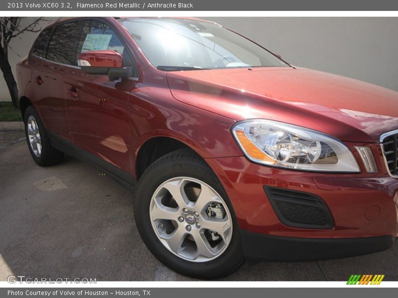 Flamenco Red Metallic / Anthracite Black 2013 Volvo XC60 3.2