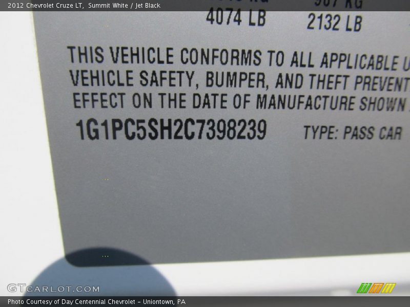 Summit White / Jet Black 2012 Chevrolet Cruze LT