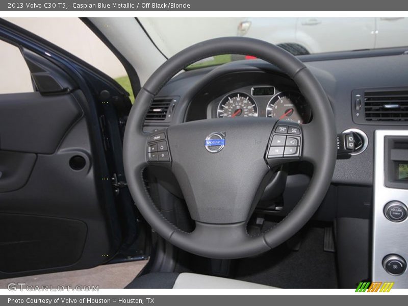 2013 C30 T5 Steering Wheel
