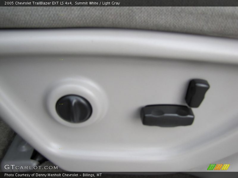 Summit White / Light Gray 2005 Chevrolet TrailBlazer EXT LS 4x4