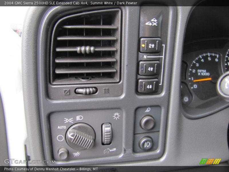 Summit White / Dark Pewter 2004 GMC Sierra 2500HD SLE Extended Cab 4x4