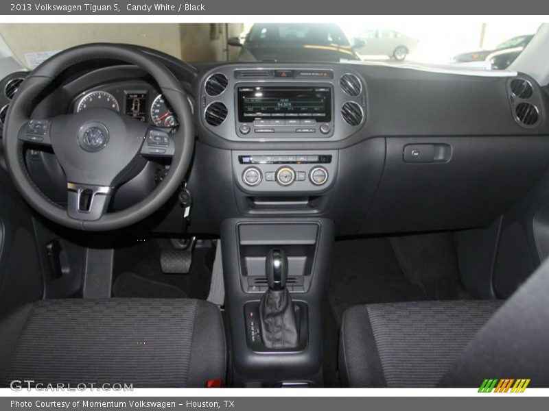 Candy White / Black 2013 Volkswagen Tiguan S