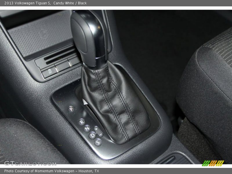 Candy White / Black 2013 Volkswagen Tiguan S
