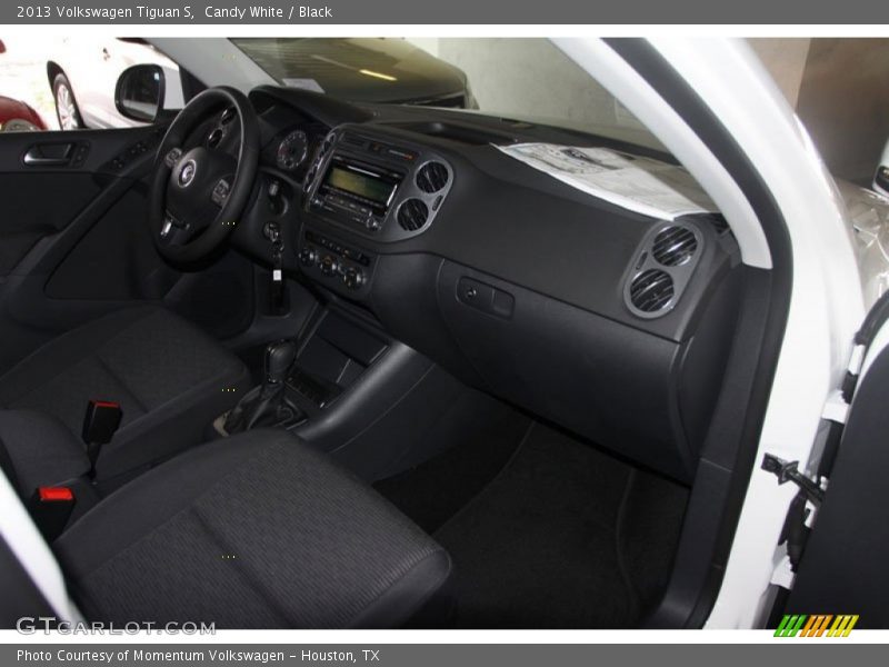 Candy White / Black 2013 Volkswagen Tiguan S