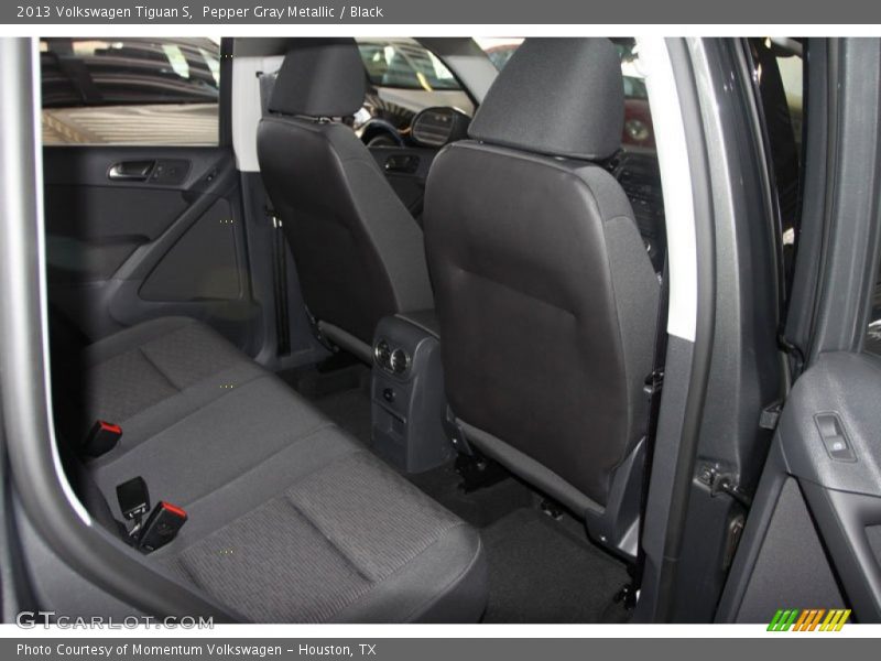 Pepper Gray Metallic / Black 2013 Volkswagen Tiguan S