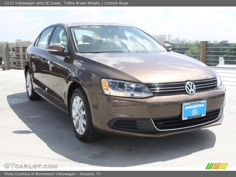 Toffee Brown Metallic / Cornsilk Beige 2013 Volkswagen Jetta SE Sedan