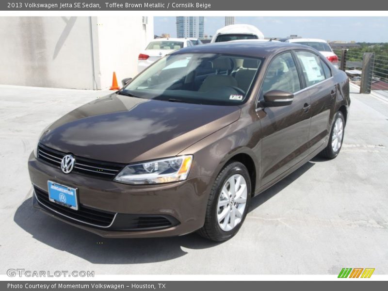 Toffee Brown Metallic / Cornsilk Beige 2013 Volkswagen Jetta SE Sedan