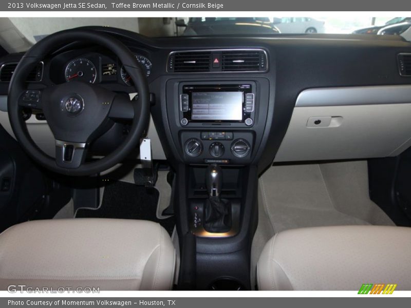 Toffee Brown Metallic / Cornsilk Beige 2013 Volkswagen Jetta SE Sedan