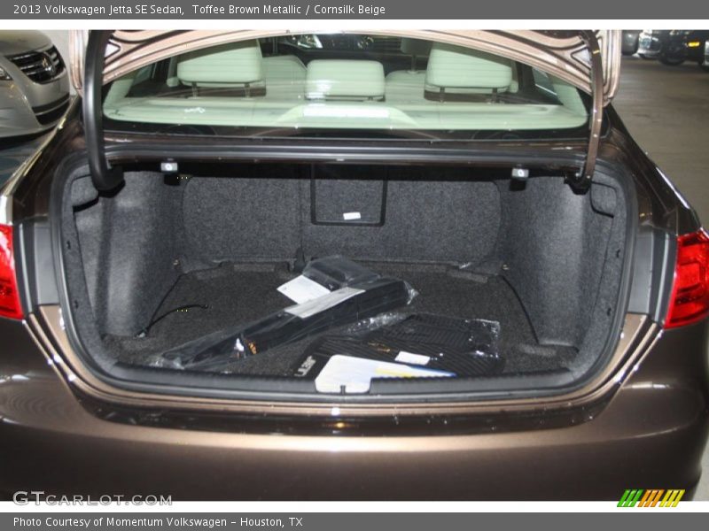 Toffee Brown Metallic / Cornsilk Beige 2013 Volkswagen Jetta SE Sedan