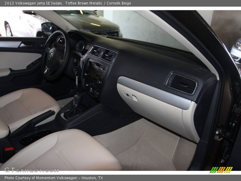 Toffee Brown Metallic / Cornsilk Beige 2013 Volkswagen Jetta SE Sedan