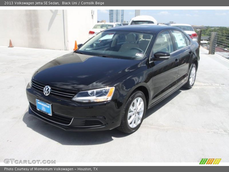 Black Uni / Cornsilk Beige 2013 Volkswagen Jetta SE Sedan