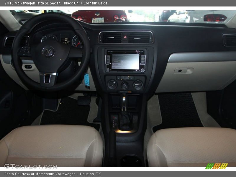 Black Uni / Cornsilk Beige 2013 Volkswagen Jetta SE Sedan