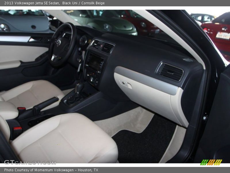 Black Uni / Cornsilk Beige 2013 Volkswagen Jetta SE Sedan