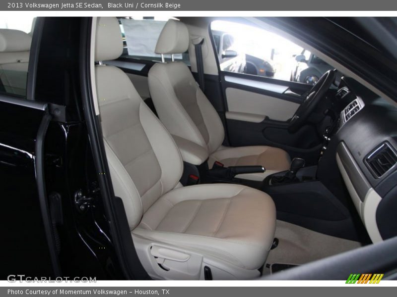 Black Uni / Cornsilk Beige 2013 Volkswagen Jetta SE Sedan