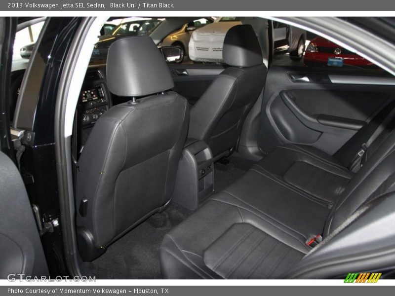 Black Uni / Titan Black 2013 Volkswagen Jetta SEL Sedan