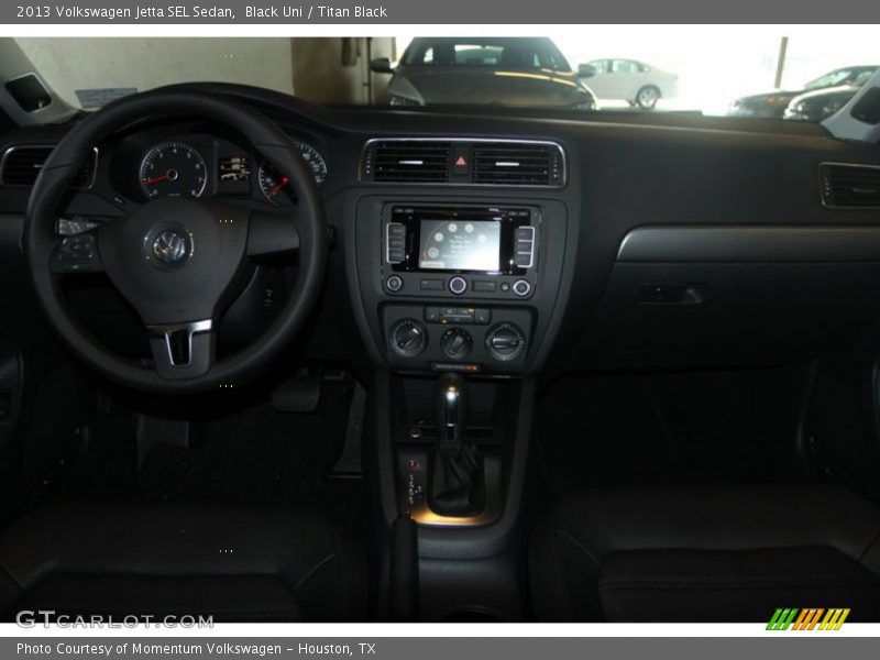 Black Uni / Titan Black 2013 Volkswagen Jetta SEL Sedan