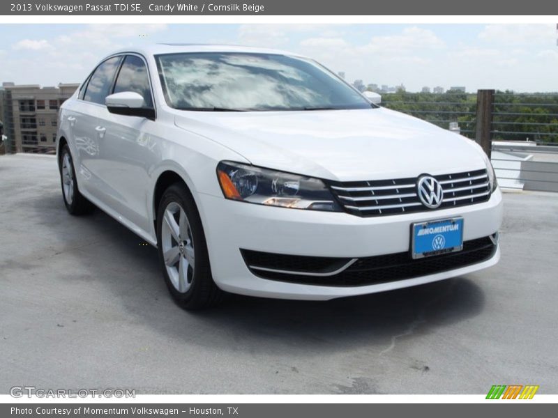 Candy White / Cornsilk Beige 2013 Volkswagen Passat TDI SE