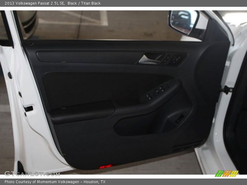 Black / Titan Black 2013 Volkswagen Passat 2.5L SE