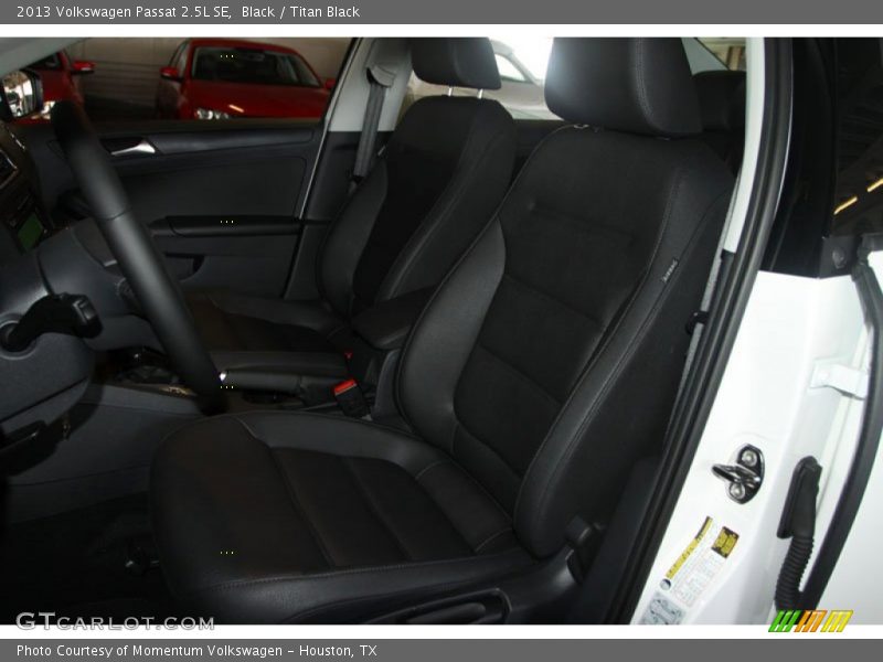 Black / Titan Black 2013 Volkswagen Passat 2.5L SE
