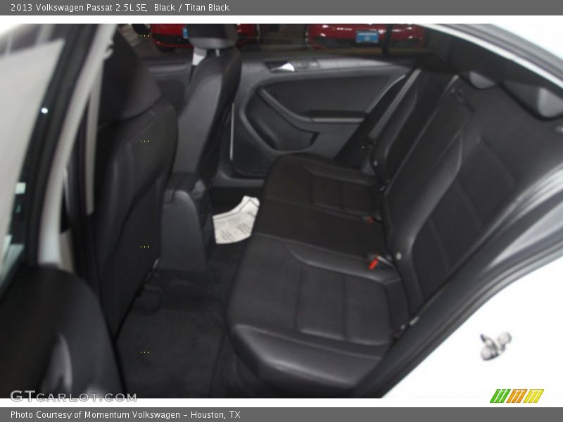 Black / Titan Black 2013 Volkswagen Passat 2.5L SE