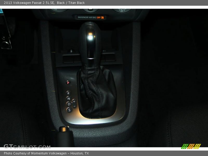Black / Titan Black 2013 Volkswagen Passat 2.5L SE