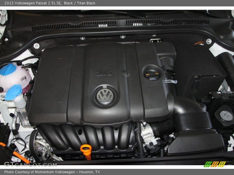 Black / Titan Black 2013 Volkswagen Passat 2.5L SE