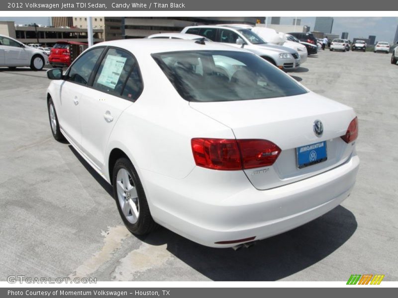 Candy White / Titan Black 2012 Volkswagen Jetta TDI Sedan