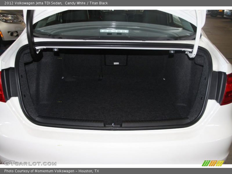 Candy White / Titan Black 2012 Volkswagen Jetta TDI Sedan