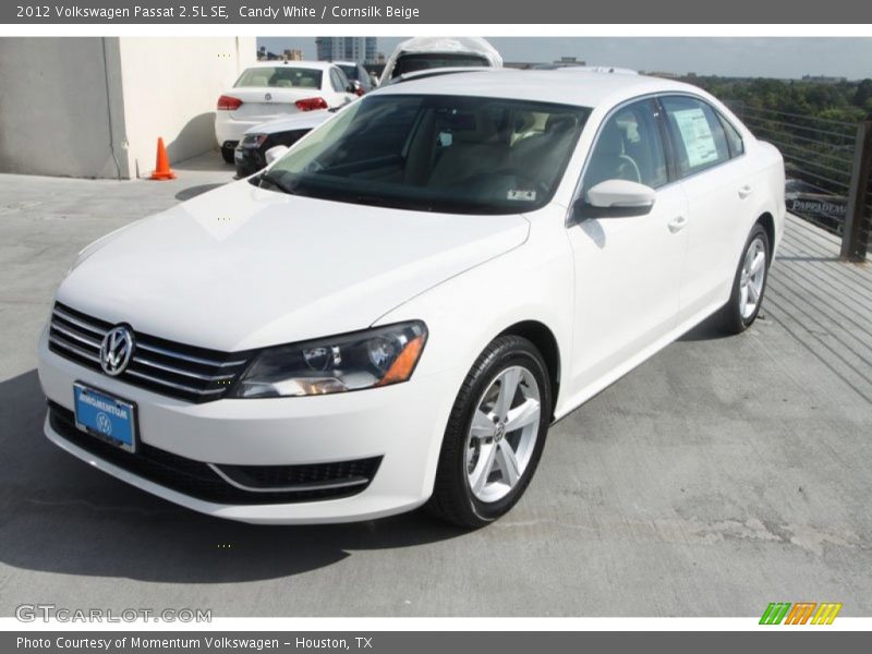 Candy White / Cornsilk Beige 2012 Volkswagen Passat 2.5L SE
