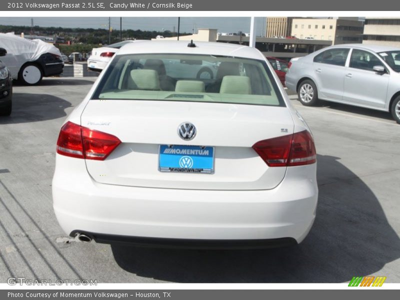 Candy White / Cornsilk Beige 2012 Volkswagen Passat 2.5L SE