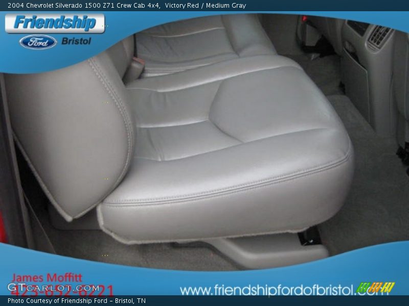 Victory Red / Medium Gray 2004 Chevrolet Silverado 1500 Z71 Crew Cab 4x4